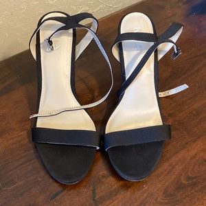 High heel sandal